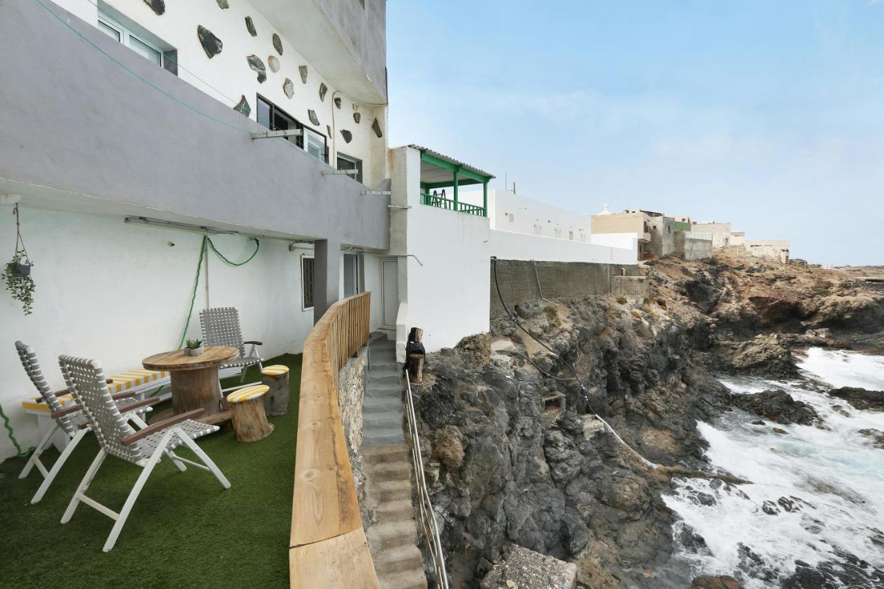 Villa Blekys House à Sardina Extérieur photo